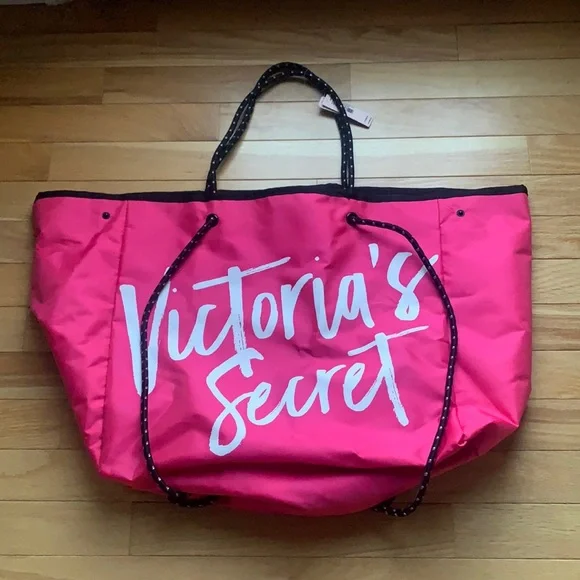 VICTORIAS SECRET NWT BEAUTIFUL BRIGHT PINK BEACH BAG, 14” x 28” - Picture 1 of 3